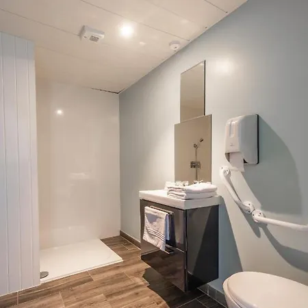 De La Gare 2* Surgères