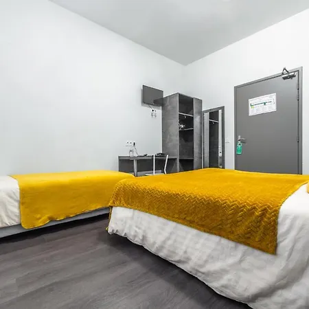De La Gare Hotel Surgères