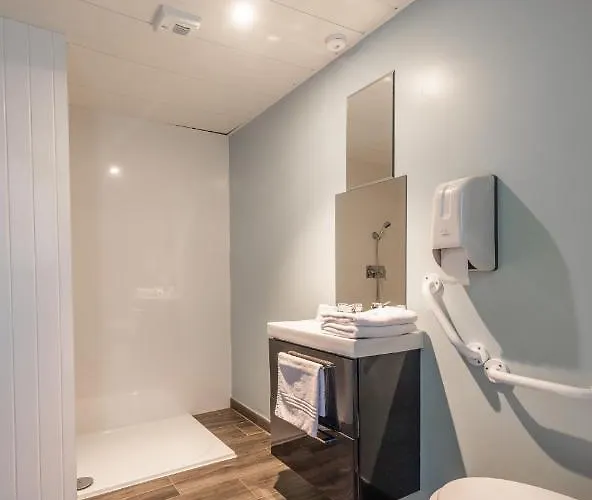 De La Gare 2* Surgères